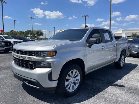 Used 2022 Chevrolet Silverado 1500 Custom RWD image 9