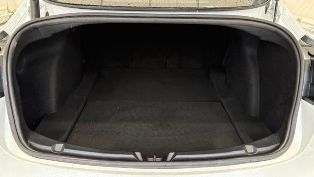 Used 2021 Tesla Model 3 Standard Range Plus RWD image 4