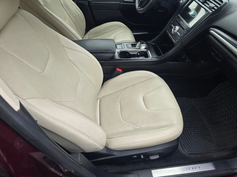 Used 2018 Ford Fusion Energi Titanium image 25