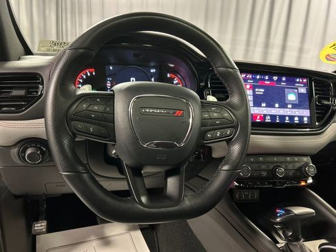 Used 2024 Dodge Durango GT image 15