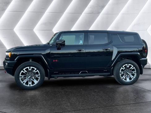 Certified 2025 GMC Hummer EV 3X w/ LPO, Sport Package AWD/4WD image 3