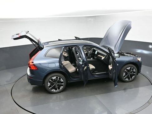 New 2026 Volvo XC60 T8 Plus w/ Protection Package Premier AWD/4WD image 49