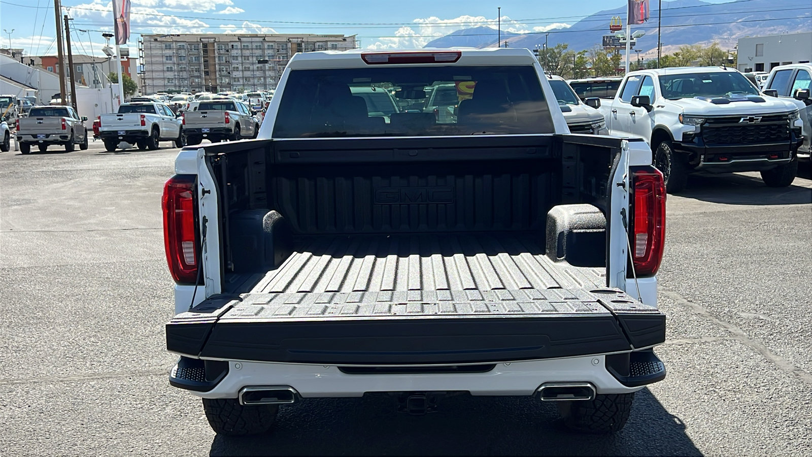 Certified 2025 GMC Sierra 1500 AT4 AWD/4WD image 7