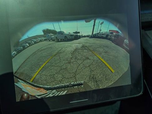 Used 2022 Polestar Polestar 2 w/ Performance Package image 19