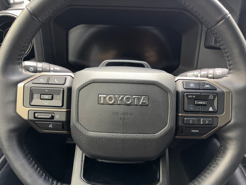 Used 2025 Toyota Land Cruiser w/ Premium Package AWD/4WD image 59