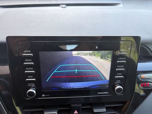 Used 2024 Toyota Camry SE FWD image 33
