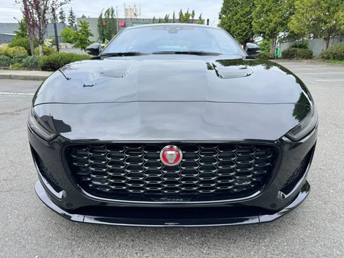 Used 2023 Jaguar F-TYPE Coupe RWD image 3