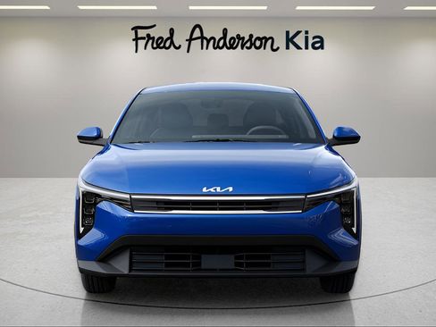 New 2025 Kia K4 LXS image 18