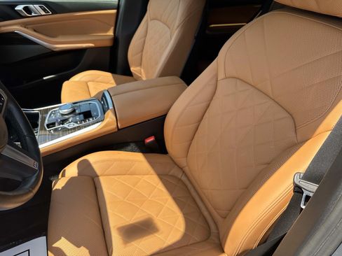 Used 2024 BMW X5 xDrive40i w/ Executive Package AWD/4WD image 21