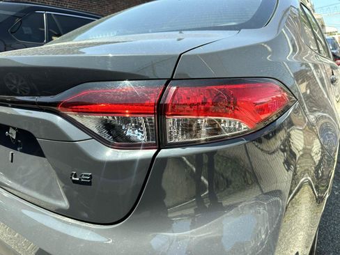 Certified 2024 Toyota Corolla LE FWD image 5