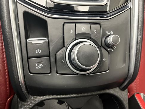 Certified 2023 MAZDA CX-5 Carbon Edition image 19