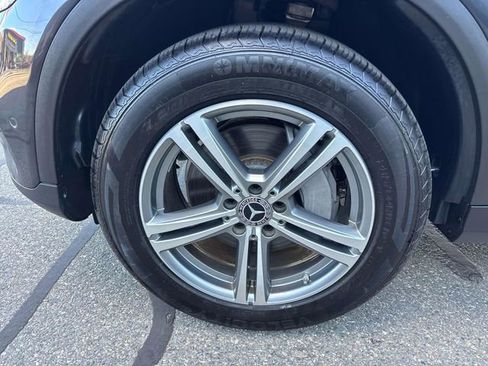 Used 2021 Mercedes-Benz GLC 300 4MATIC image 8