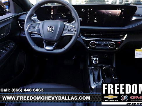 New 2026 Buick Envista Sport Touring image 17