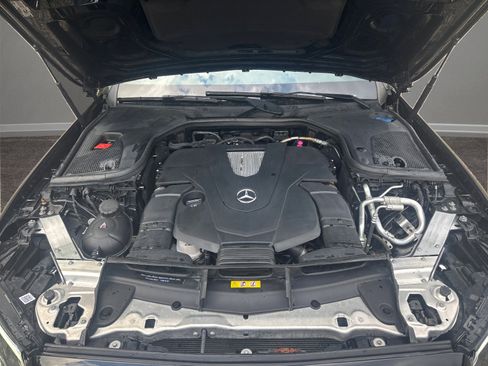 Used 2019 Mercedes-Benz E 450 4MATIC Sedan image 32