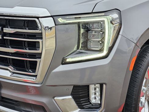 Certified 2021 GMC Yukon SLT w/ SLT Luxury Package image 11