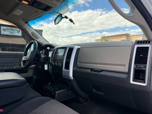 Used 2011 RAM 1500 Classic SLT w/ Protection Group AWD/4WD image 27