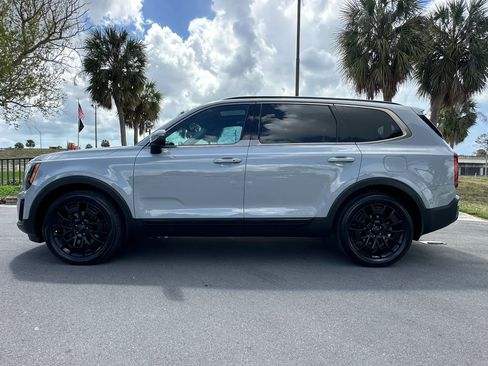 Used 2021 Kia Telluride EX w/ EX Premium Package image 10