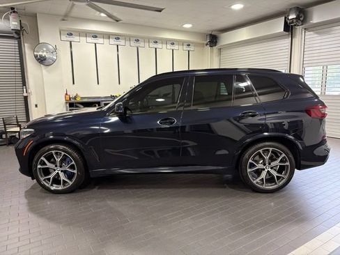 Used 2021 BMW X5 xDrive40i w/ M Sport Package AWD/4WD image 2