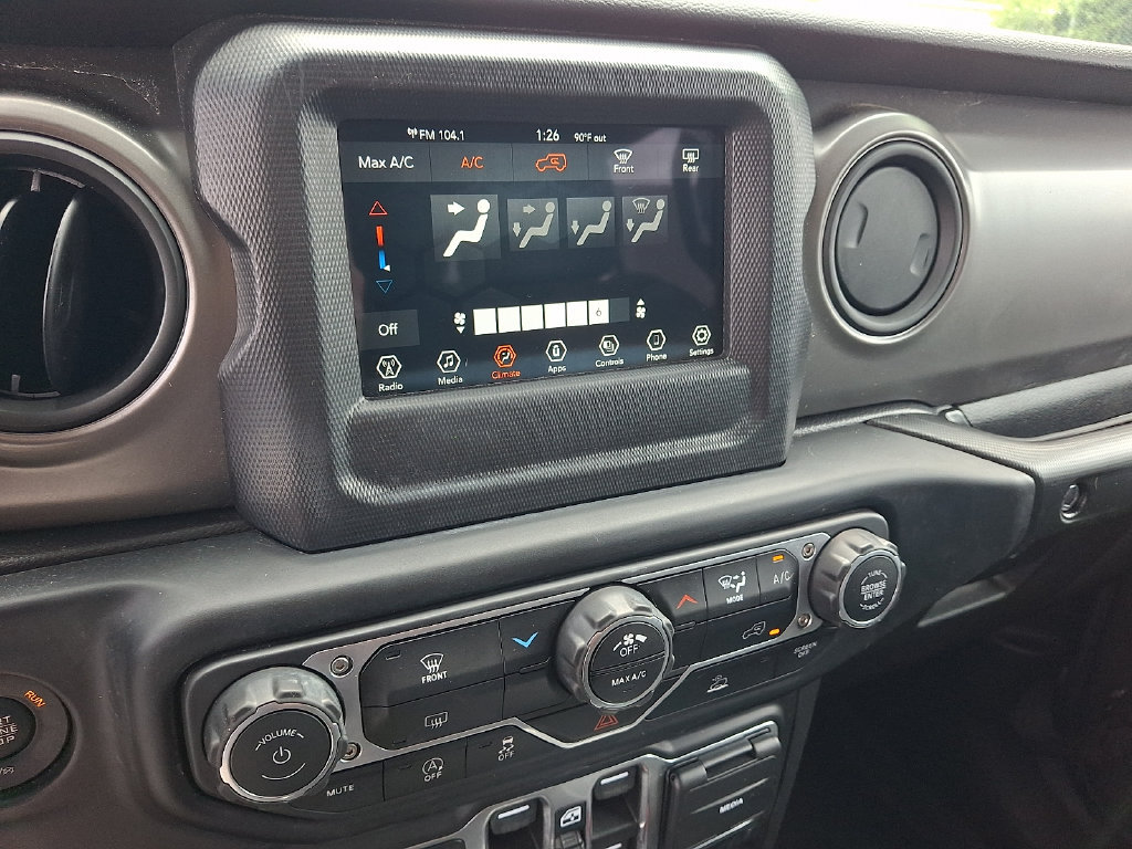 Used 2022 Jeep Wrangler Unlimited Sport AWD/4WD image 19