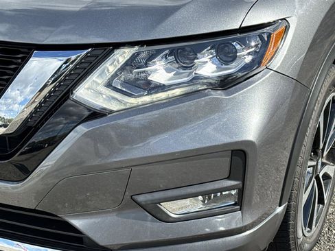 Used 2020 Nissan Rogue SL w/ Premium Package image 9