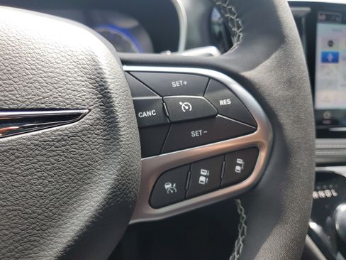 New 2026 Chrysler Pacifica Select image 16