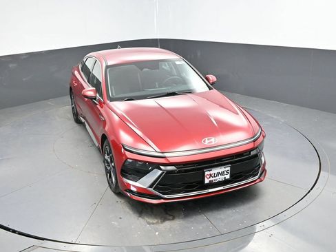 Used 2025 Hyundai Sonata SEL FWD image 26