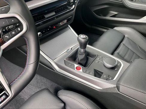 Used 2025 BMW M2 w/ Lighting Package image 18