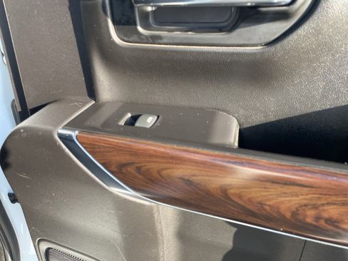 Used 2020 GMC Sierra 1500 SLT w/ SLT Premium Plus Package image 58