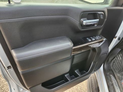 Used 2022 Chevrolet Silverado 1500 LT Trail Boss w/ Safety Package AWD/4WD image 33