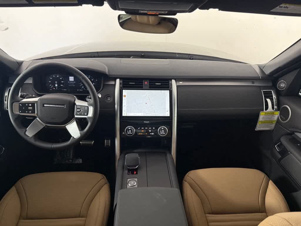 New 2026 Land Rover Discovery Limited Edition AWD/4WD image 20