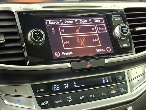 Used 2015 Honda Accord EX-L image 3