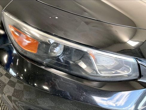 Used 2017 Chevrolet Malibu LS image 26