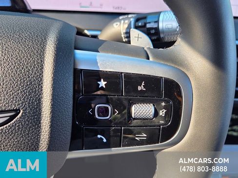 Used 2026 Genesis GV70 2.5T Advanced image 25