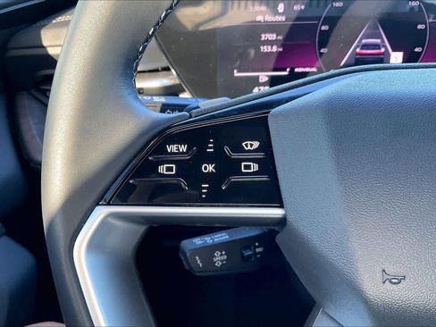 Certified 2025 Audi Q5 Prestige image 22