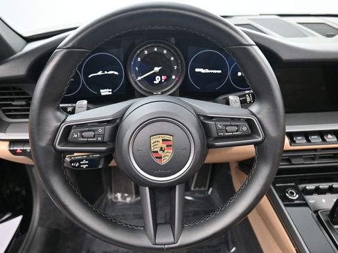Certified 2022 Porsche 911 Carrera image 10