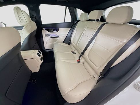 New 2026 Mercedes-Benz GLC 300 4MATIC image 26