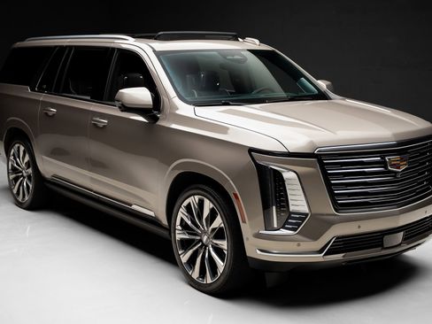Used 2025 Cadillac Escalade ESV Premium Luxury Platinum AWD/4WD image 41