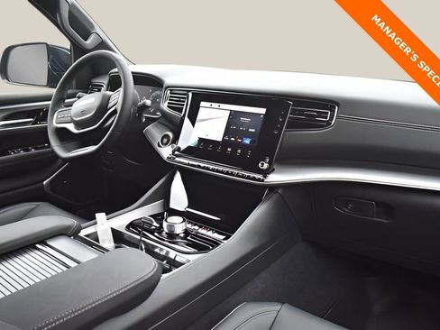 New 2025 Jeep Wagoneer 4WD image 20