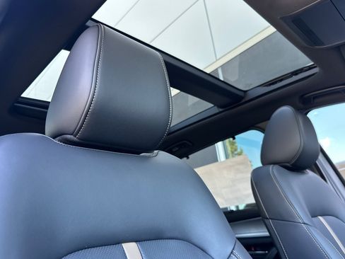 Used 2025 MAZDA CX-90 Plug-In Hybrid w/ Premium Plus image 17