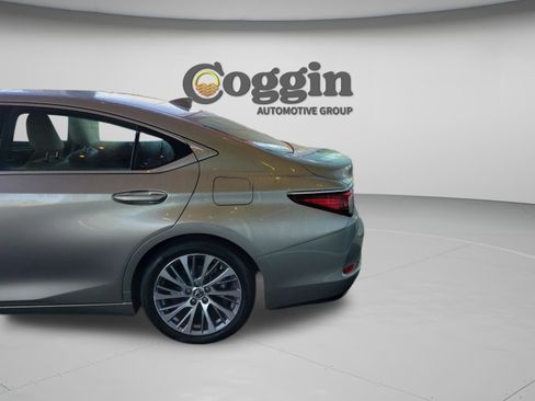 Used 2020 Lexus ES 350 w/ Premium Package FWD image 8