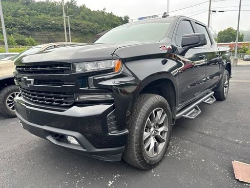 Used 2021 Chevrolet Silverado 1500 RST w/ Convenience Package II AWD/4WD image 3