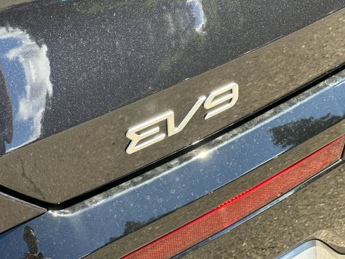 New 2026 Kia EV9 Land AWD/4WD image 27