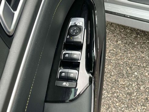 Used 2025 Kia K5 GT w/ GT1 Package image 13