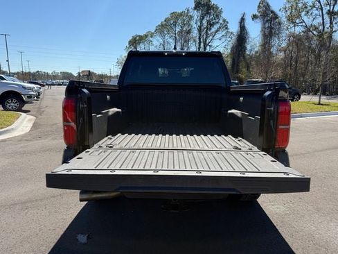 Used 2025 Toyota Tacoma TRD Off-Road AWD/4WD image 12