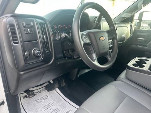 Used 2017 Chevrolet Silverado 2500 W/T w/ WT Convenience Package image 11