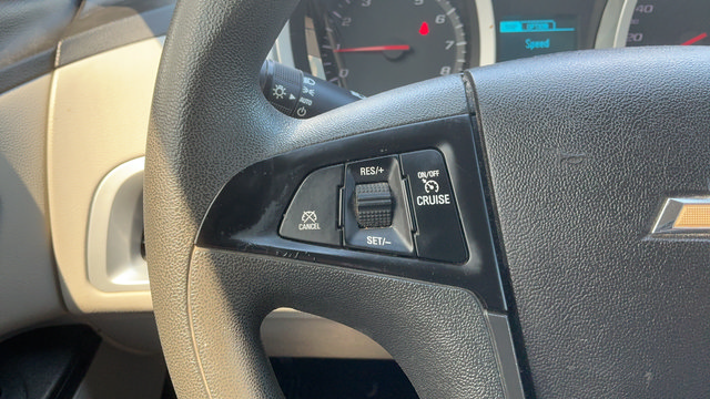 Used 2017 Chevrolet Equinox LS FWD image 11