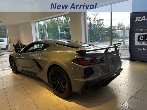 Used 2025 Chevrolet Corvette Stingray Preferred Cpe w/ Z51 Performance Package RWD image 9