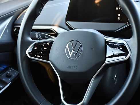 Used 2024 Volkswagen ID.4 S image 19