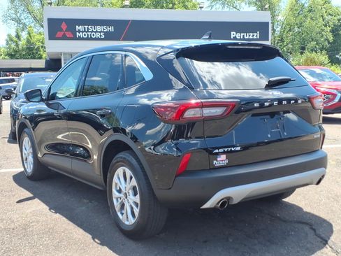 Used 2023 Ford Escape Active w/ Tech Pack #2 AWD/4WD image 6