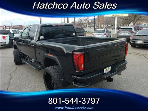 Used 2020 GMC Sierra 3500 Denali w/ Denali Ultimate Package image 3